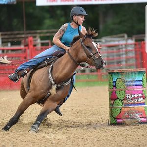 Meet your Posher, Shellie